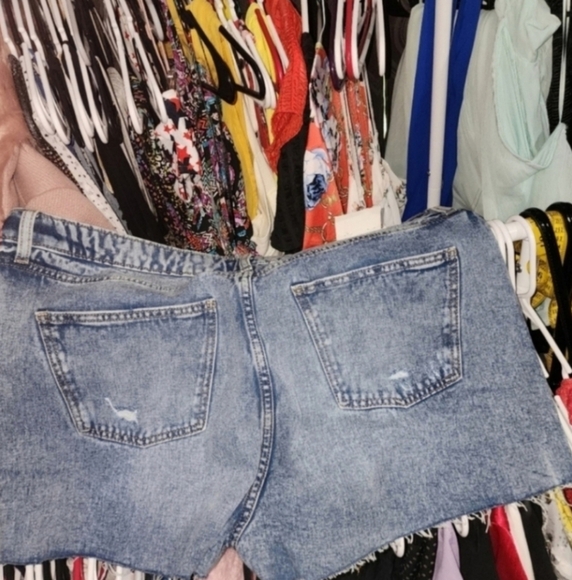 NWT wild fable high rise shorts 18 - Picture 3 of 5